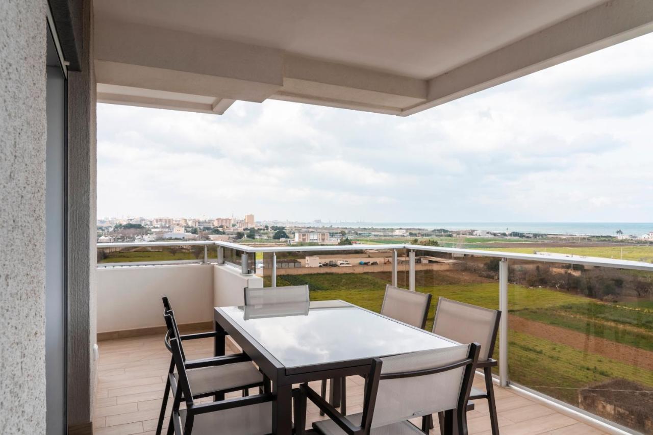 Gentile 46 Luxury Accomodation Apartment Bari Bagian luar foto